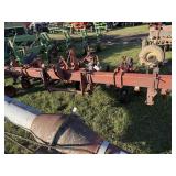 IH 4 ROW CULTIVATOR