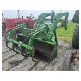 2000 JOHN DEERE 740