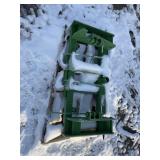 NEW FRONTIER BALE SPEAR