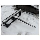 JD WORKSITE PRO SKIDSTEER BAIL SPEAR