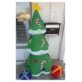 INFLATABLE CHRISTMAS TREE DECORATION