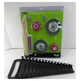 WHITE BRUSH SET & WRENCH HOLDER