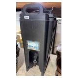 CAMBRO DRINK DISPENSER