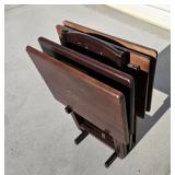 SET OF (4) MAHOGANY TV TRAYS W/ STAND
