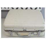 VINTAGE AMERICAN TOURISTER SUITCASE