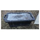 HEAVY DUTY TOTE W/ OUTDOOR PILLOWS