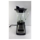 BLENDER W/ GLASS PITCHER, WORKS