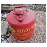 METAL EAGLE 5 GALLON GAS CAN W/ LAMP OIL