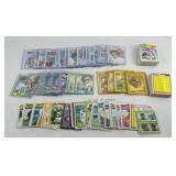 (200) 1970s &1980s FOOTBALL CARDS