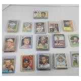 (200) 1960s BASEBALL CARDS