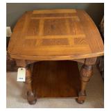 OAK END TABLE