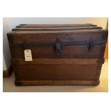 ANTIQUE FLAT TOP TRUNK