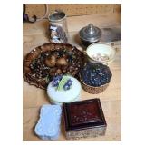 QUEENS CORONATION DISH, TRINKET BOXES & MORE