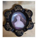 ANTIQUE CAMEO ASHTRAY