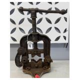 CAST IRON BEARING PRESS