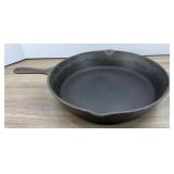 CAST IRON SKILLET NO 10