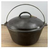 CAST IRON ROASTER 5 QT WITH LID