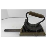 CAST IRON FLUTER 1866