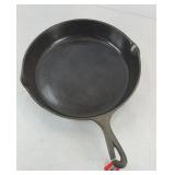 CAST IRON SKILLET NO 10