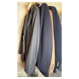 MENS SUITS & SUIT JACKET SIZE MEDIUM