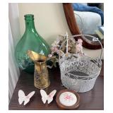 LARGE BOTTLE & DECOR