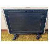 FLAT PANEL ELECTRIC HEATER