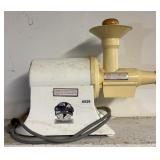 CHAMPION HEAVY DUTY JUICER