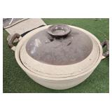 LARGE CROCK POT W/ LID & HANDLES