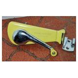 VINTAGE CAN OPENER