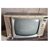 VINTAGE GENERAL ELECTRIC TV