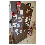 METAL WARDROBE