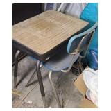CHILDS DESK & CHAIR