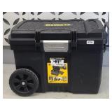 DEWALT ROLLING TOOL BOX
