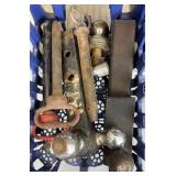 TRAILER HITCHES AND PINS