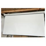 PULL DOWN PROJECTOR SCREEN