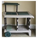 PORTABLE GARDEN / POTTING CART