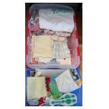 KITCHEN TOWELS IN TOTE