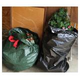 CHRISTMAS TREE & WREATHS