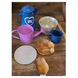 POTS, TRAYS, KETTLE & MORE