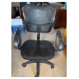 ROLLING OFFICE CHAIR