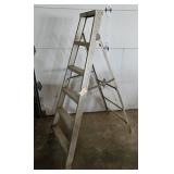6 FOOT ALUMINUM PAINTING LADDER