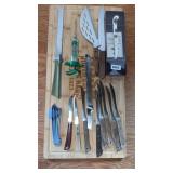 CUTTING BOARD & KNIVES