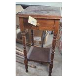 SMALL LAMP TABLE W/ DRAWER
