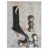 TRAILER HITCH W/ BALLS