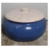 UHL BEAN POT W/ UNMATCHING LID
