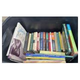 BEVERLY LEWIS & OTHER POPULAR BOOKS IN TOTE