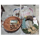 (2) LARGE BASKETS & WREATH