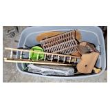 ASSTD WOOD DECOR: PLATE RACK & MORE