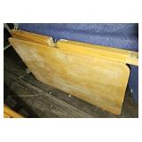 VINTAGE DINETTE TABLE