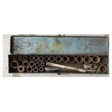 SOCKET SET 1/2 INCH W/ RATCHET